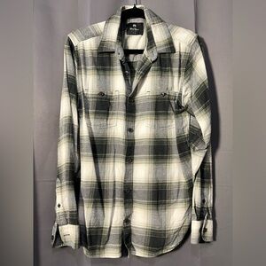 Casual Plaid Button-Down Shirt - Black, Gray, Green